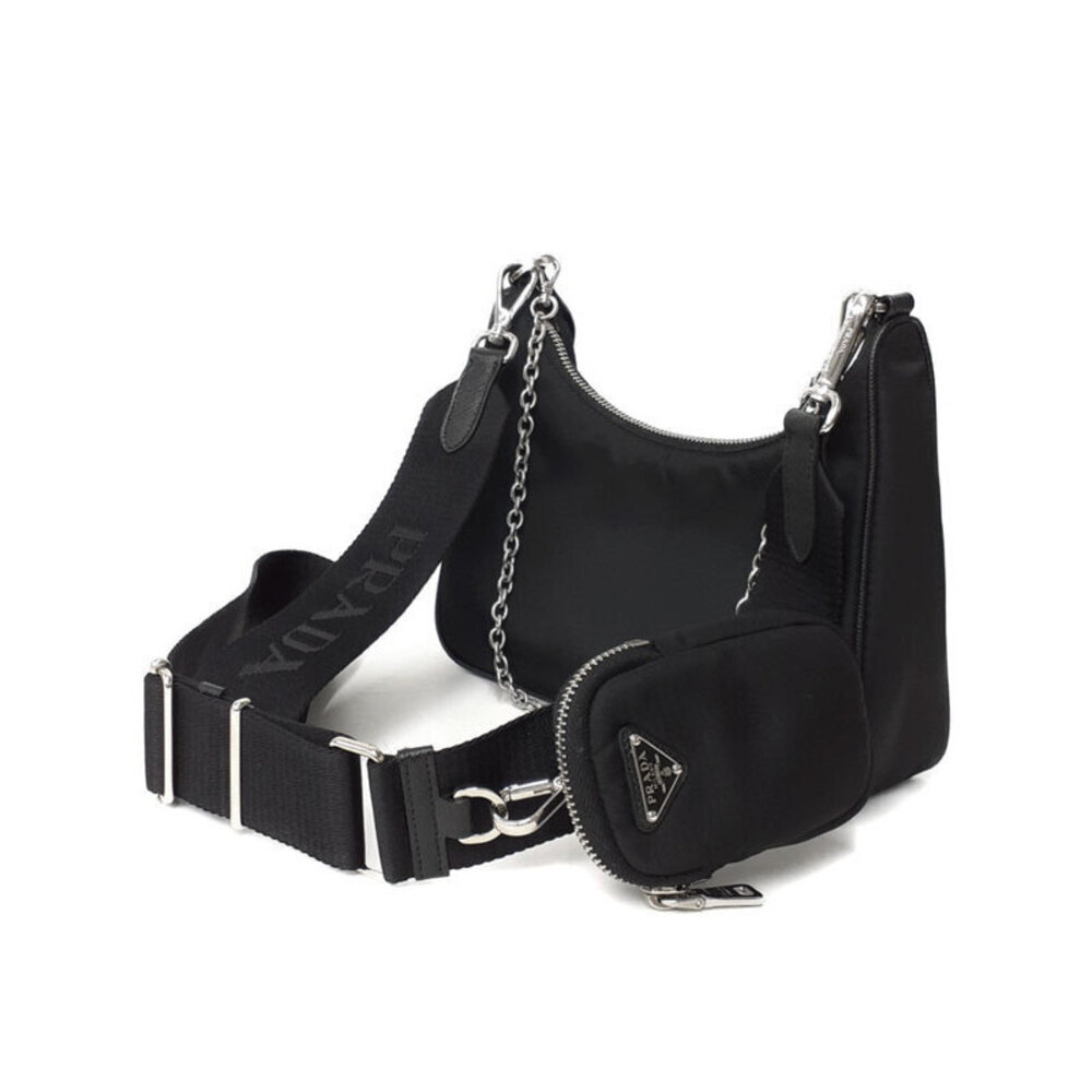 Prada Leather ReEdition Bag Black 2005 Shoulder Saffiano Chain